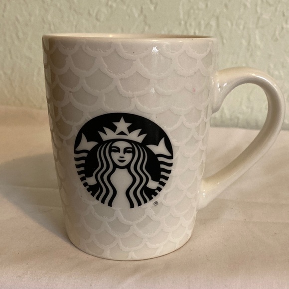 Starbucks Black Siren Logo with White Frosted Mermaid Scales 2020 Mug 10oz - Picture 1 of 7